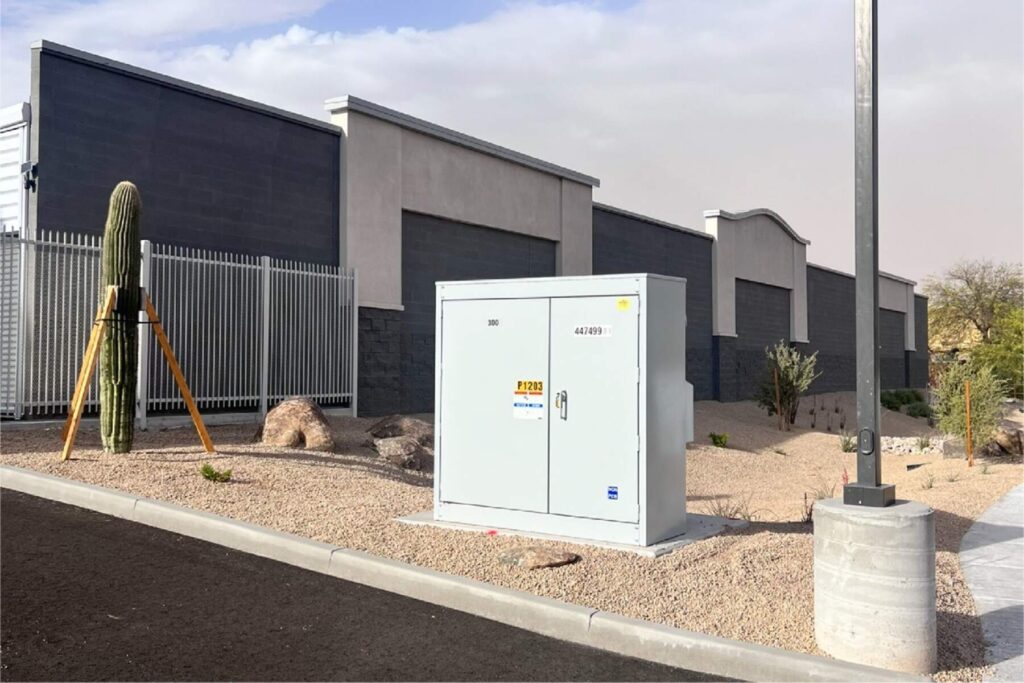 21Withequipment-relatedservicesadd3to4images-01